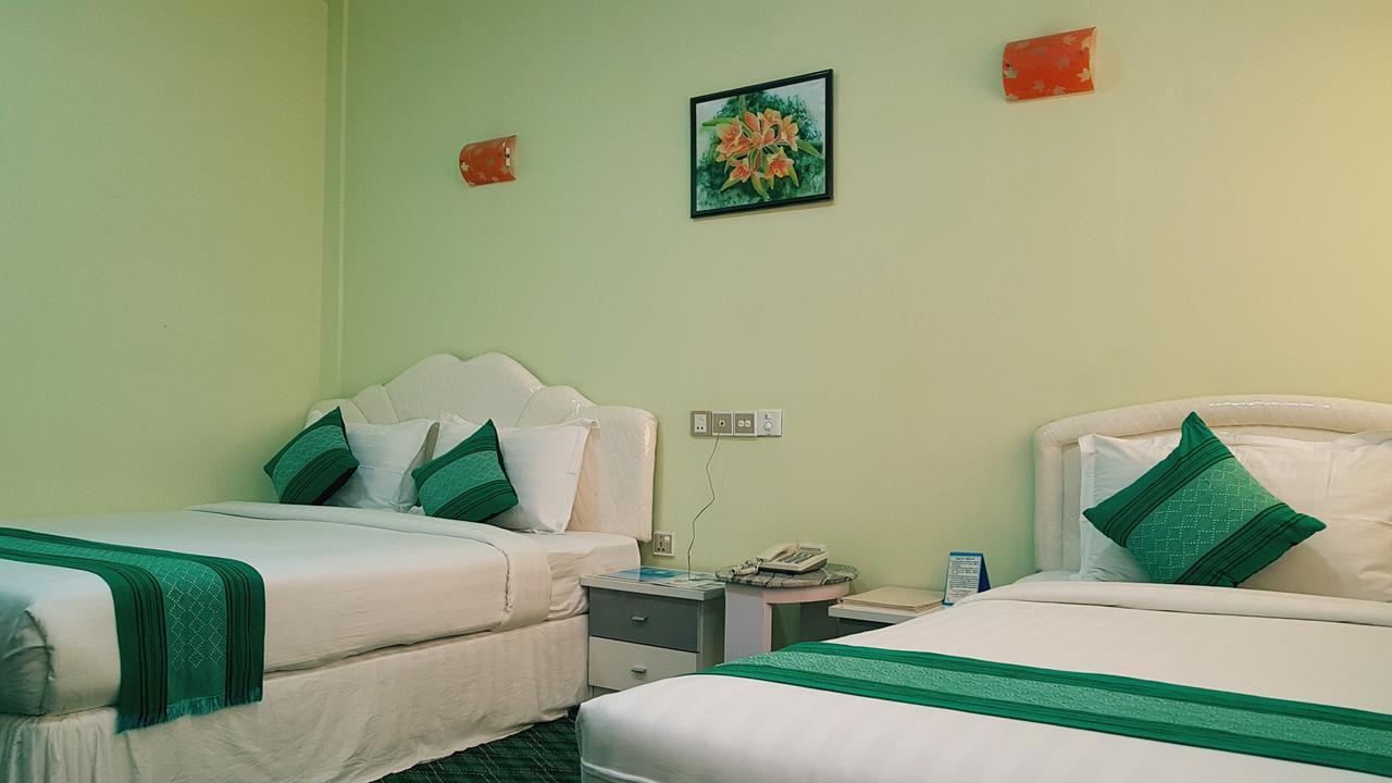 Royal Jasmine Hotel Pyin Oo Lwin Kamer foto